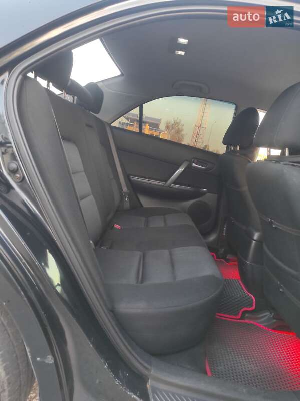 Седан Mazda 6 2006 в Радивилове