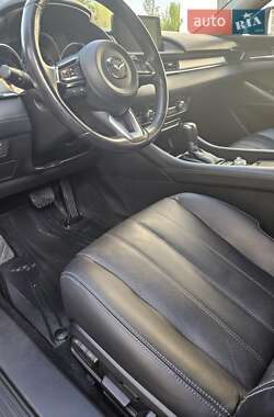 Седан Mazda 6 2018 в 
