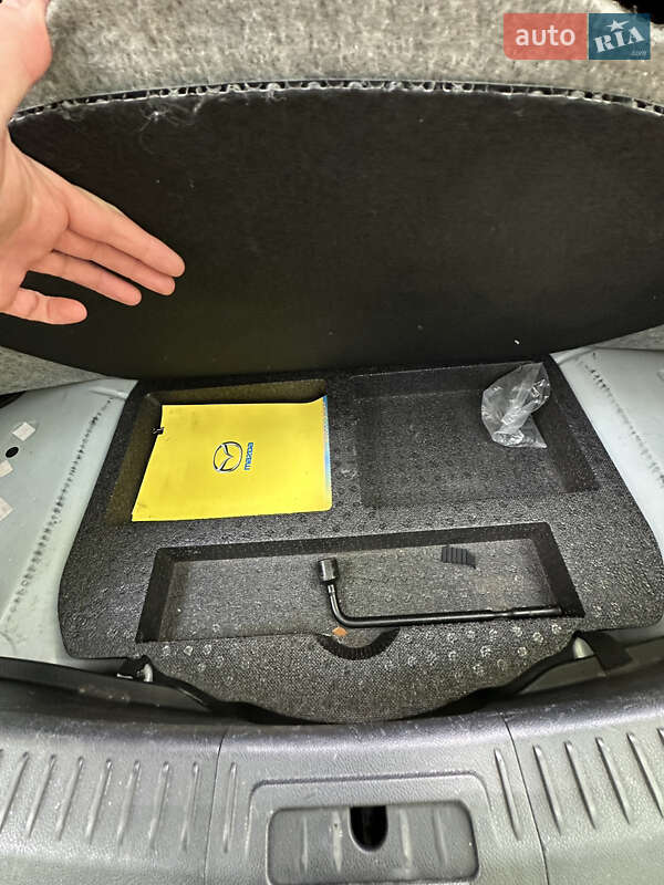 Седан Mazda 6 2011 в Луцке