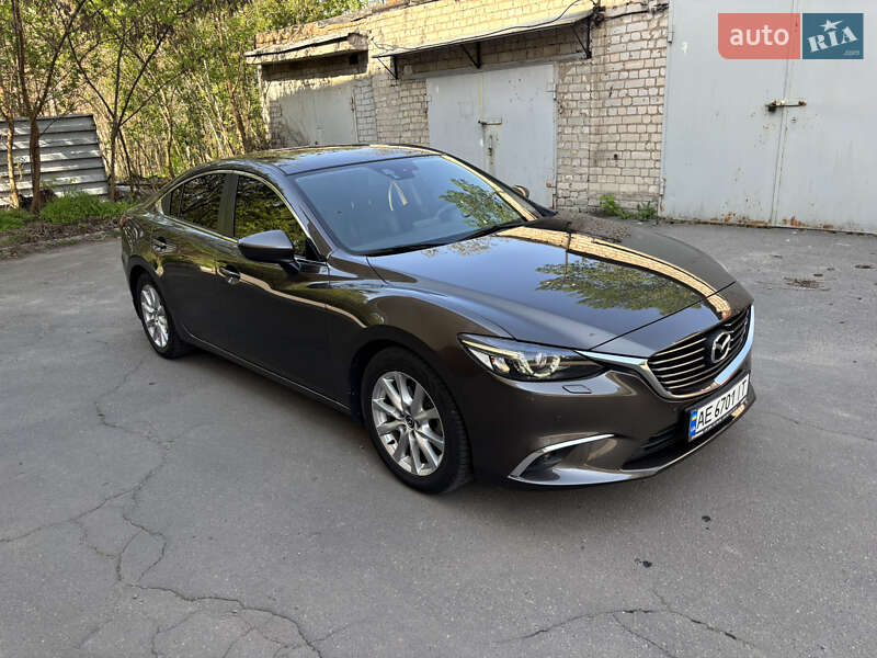 Седан Mazda 6 2016 в Днепре