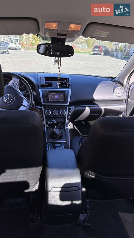 Седан Mazda 6 2009 в Ужгороде