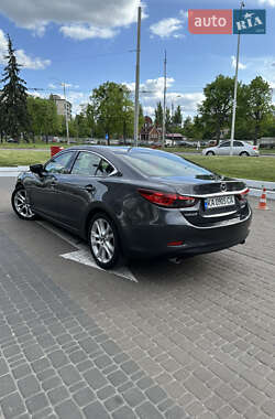 Седан Mazda 6 2015 в 