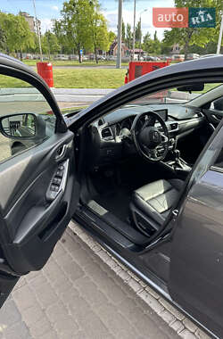 Седан Mazda 6 2015 в 