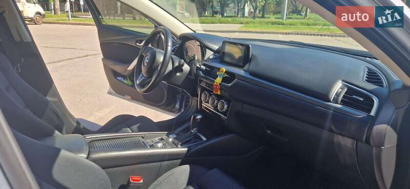 Седан Mazda 6 2015 в Запорожье