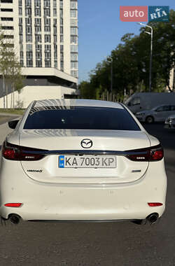 Седан Mazda 6 2018 в 