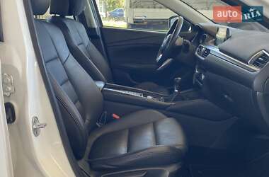 Седан Mazda 6 2015 в 