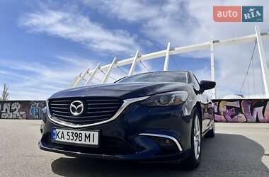 Седан Mazda 6 2015 в 