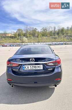 Седан Mazda 6 2015 в 