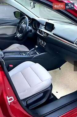 Седан Mazda 6 2015 в 
