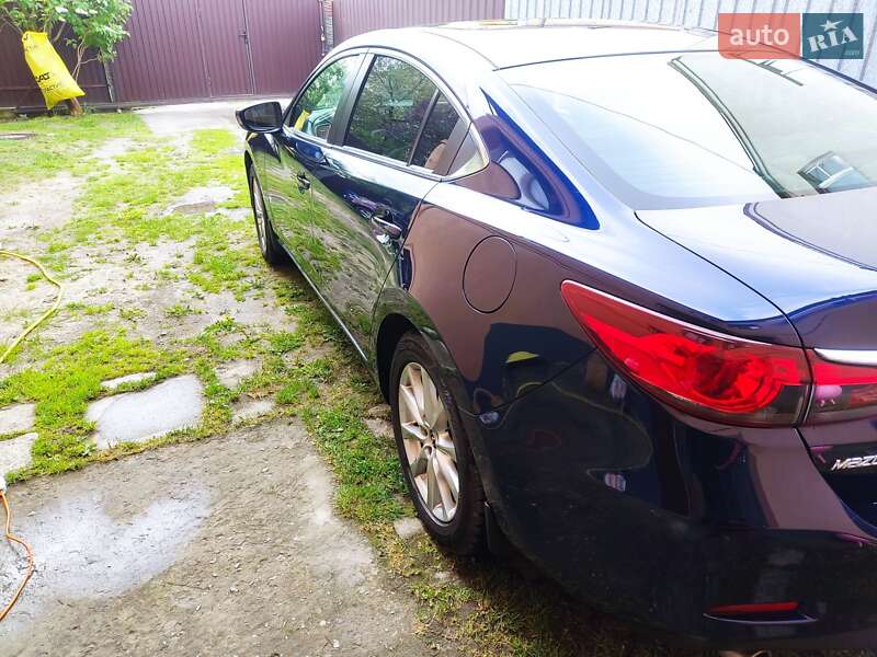 Седан Mazda 6 2013 в Винниках