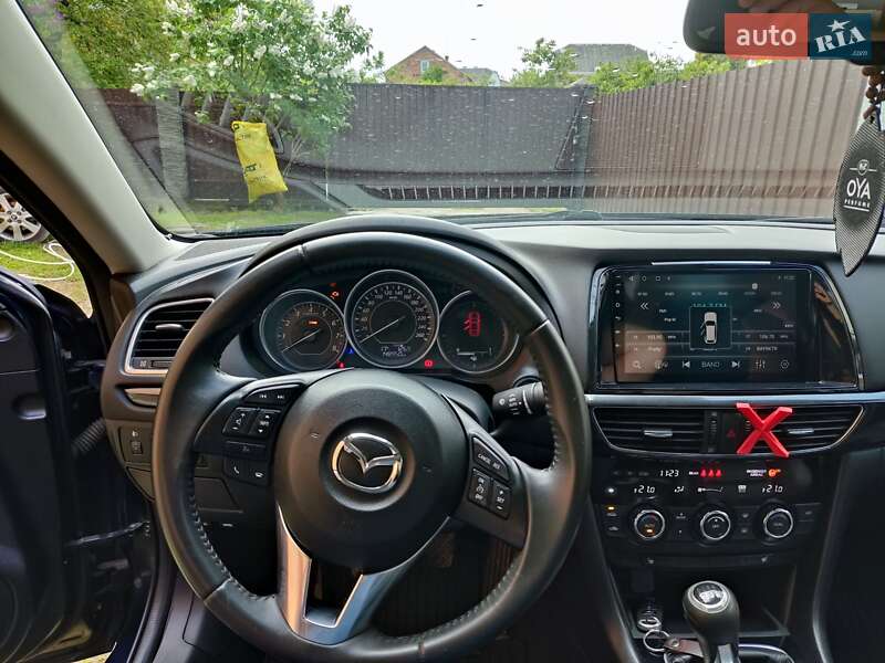 Седан Mazda 6 2013 в Винниках
