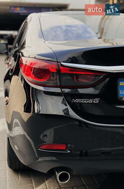 Седан Mazda 6 2014 в 