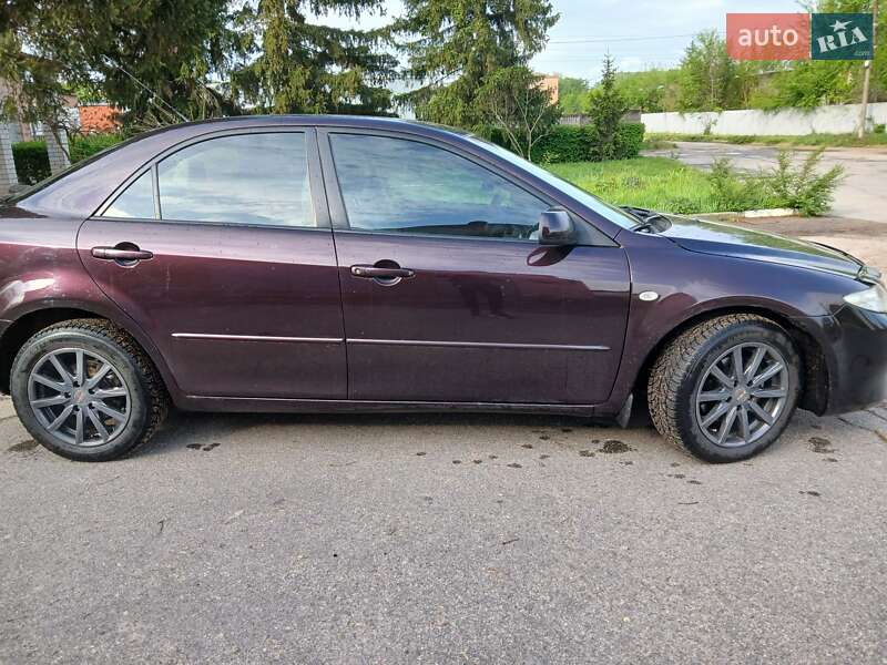 Седан Mazda 6 2005 в Богуславе