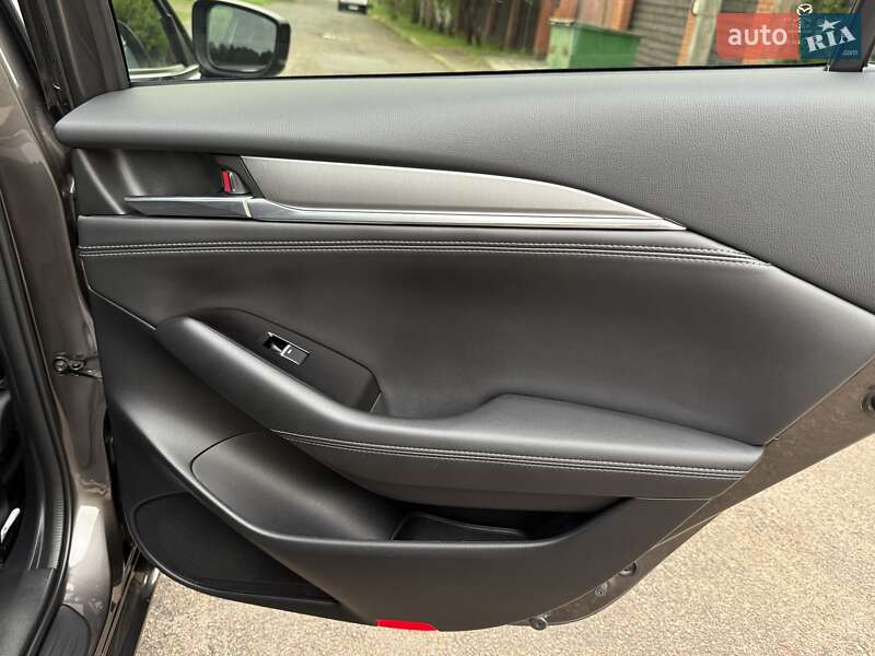 Седан Mazda 6 2019 в Києві