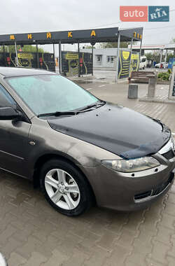 Седан Mazda 6 2006 в Вишневом