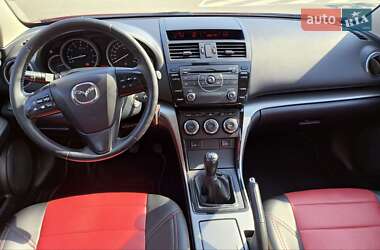 Седан Mazda 6 2011 в 