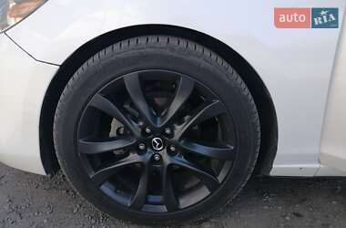 Седан Mazda 6 2016 в 