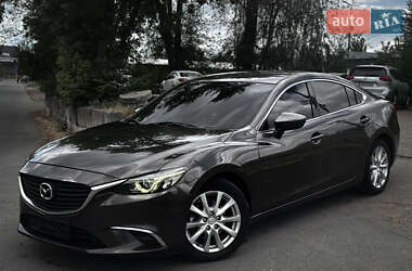 Седан Mazda 6 2016 в Днепре