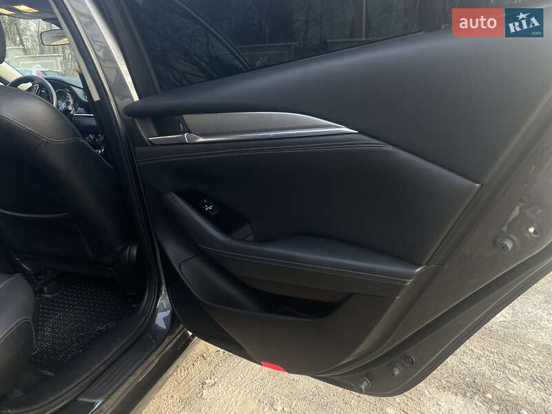 Седан Mazda 6 2019 в Борщеве