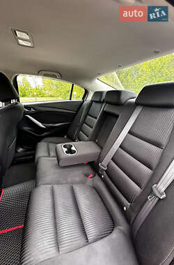 Седан Mazda 6 2014 в 