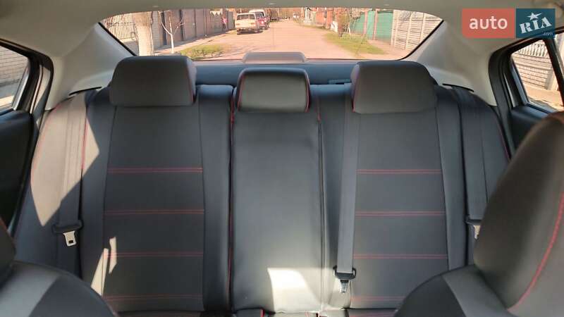 Седан Mazda 6 2014 в Сумах