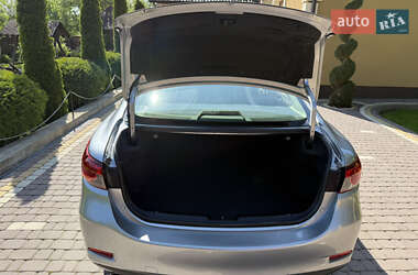 Седан Mazda 6 2013 в 