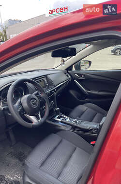 Седан Mazda 6 2012 в 