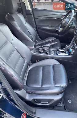 Седан Mazda 6 2014 в 