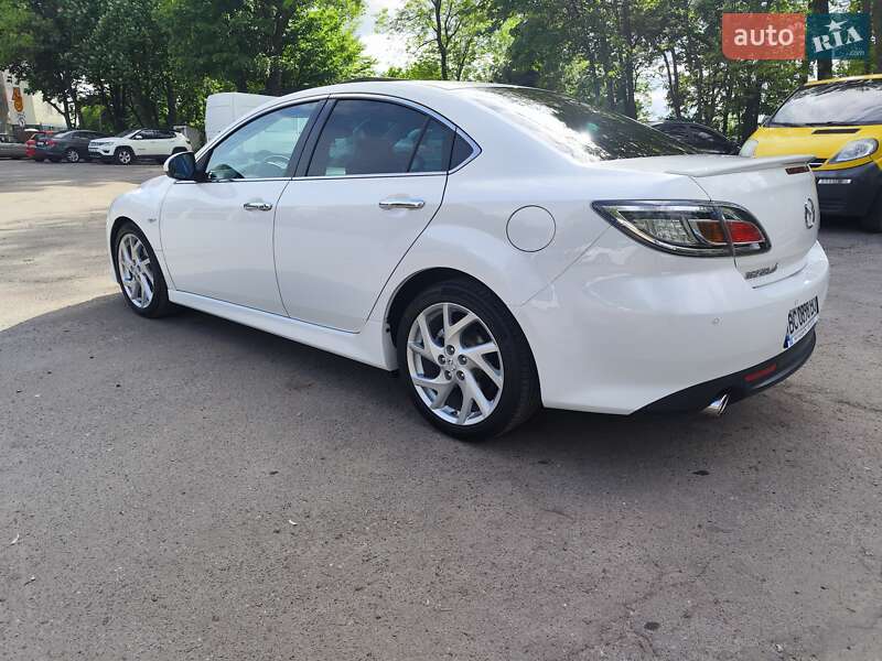 Седан Mazda 6 2010 в Львові