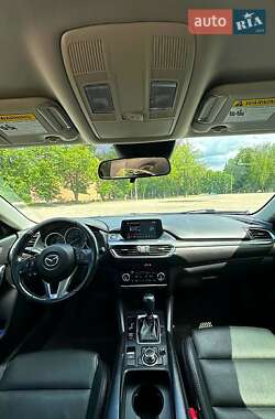 Седан Mazda 6 2016 в 