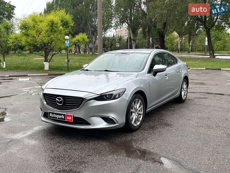 Седан Mazda 6 2016 в 