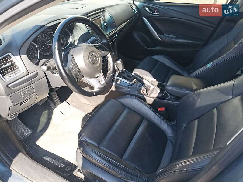 Седан Mazda 6 2014 в Львові