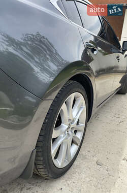 Седан Mazda 6 2015 в 
