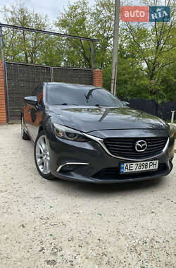 Седан Mazda 6 2015 в 