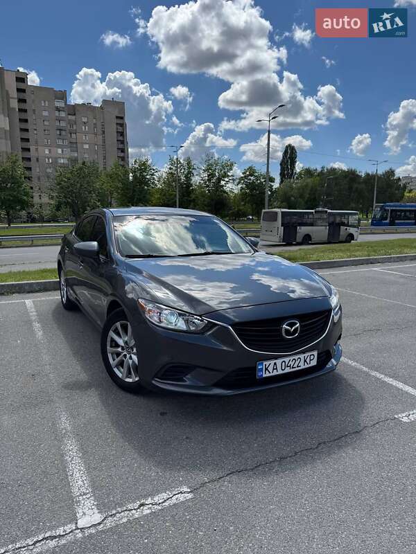 Седан Mazda 6 2015 в 