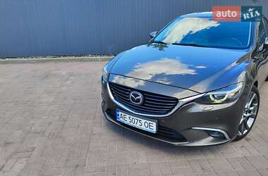 Седан Mazda 6 2015 в Днепре