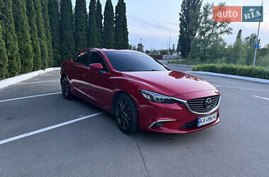 Седан Mazda 6 2015 в 