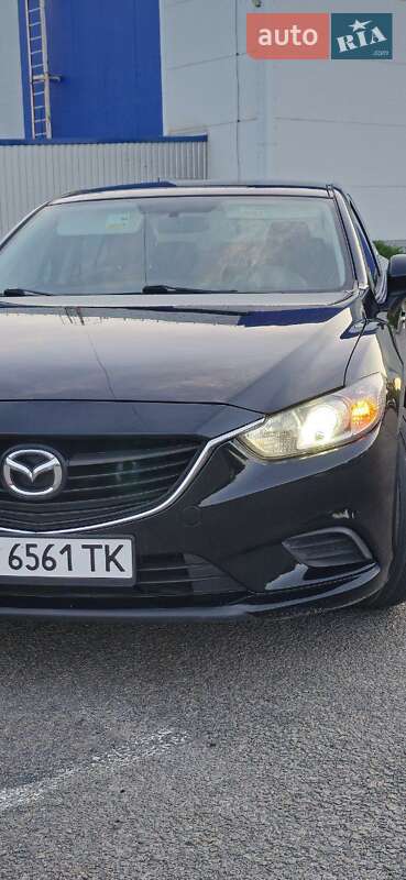 Седан Mazda 6 2014 в Днепре