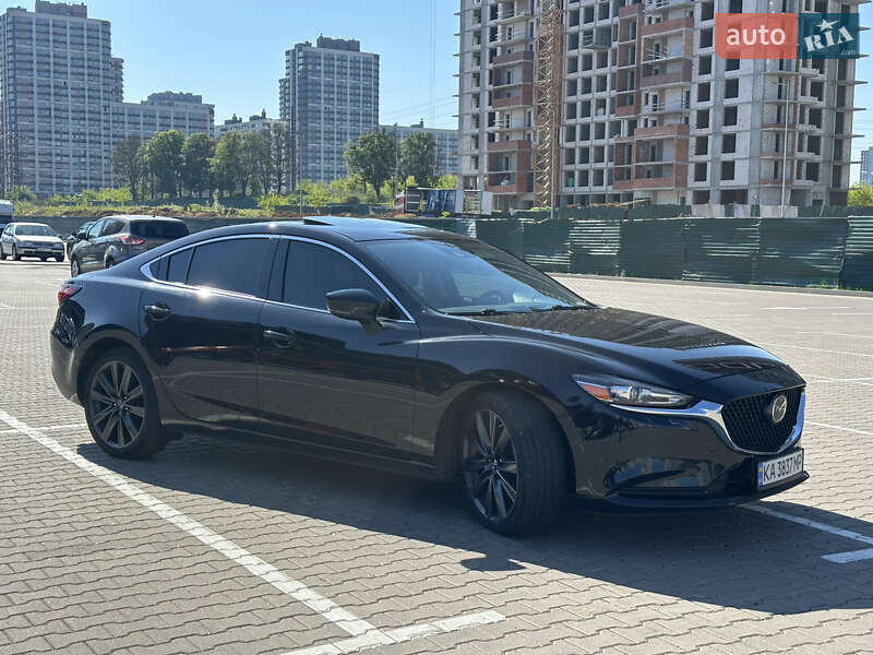 Седан Mazda 6 2018 в Киеве