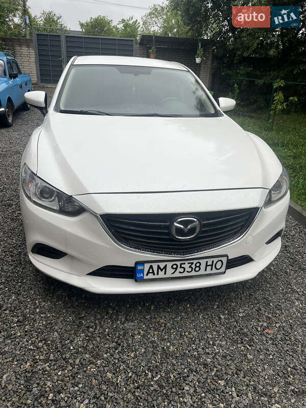 Седан Mazda 6 2014 в 