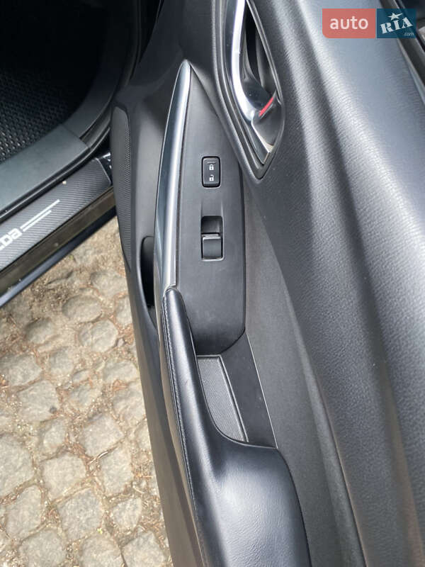 Седан Mazda 6 2013 в Кропивницком