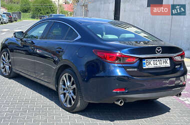 Седан Mazda 6 2016 в 