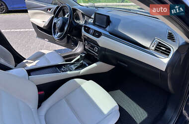 Седан Mazda 6 2016 в 