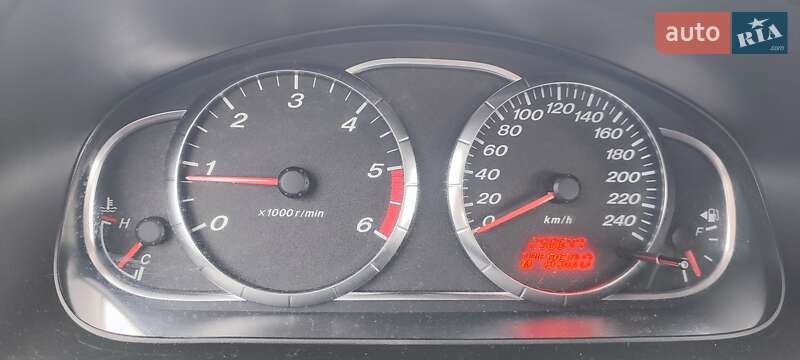Универсал Mazda 6 2006 в Нововолынске