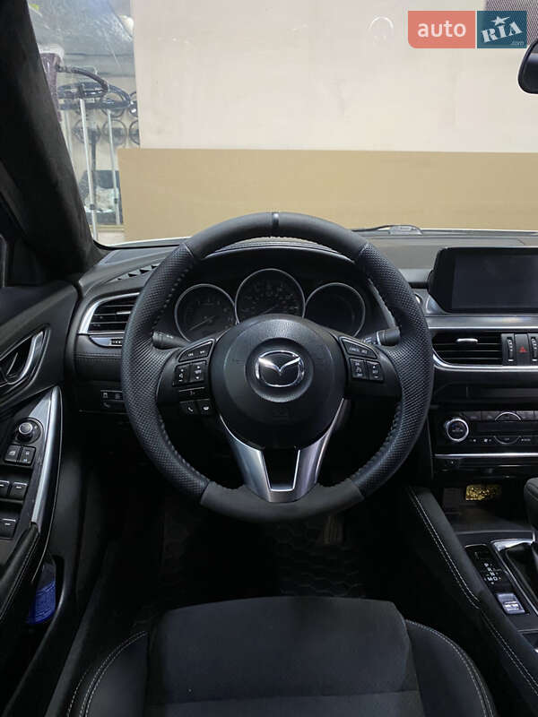 Седан Mazda 6 2015 в Кривом Роге