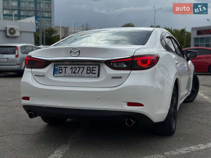 Седан Mazda 6 2016 в Киеве