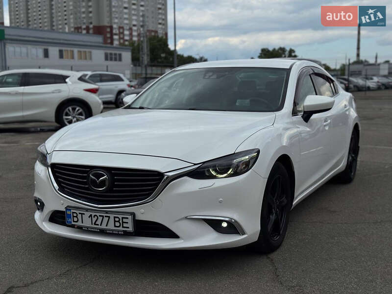 Седан Mazda 6 2016 в Киеве