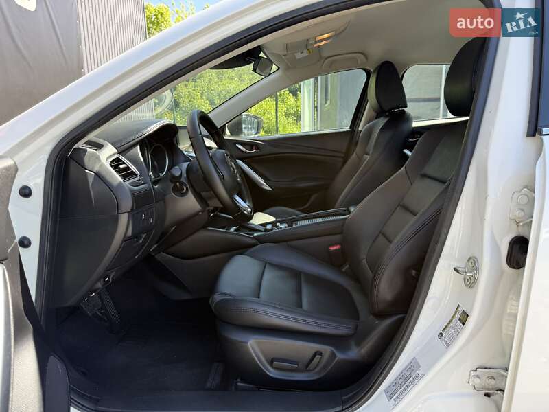 Седан Mazda 6 2017 в Львові