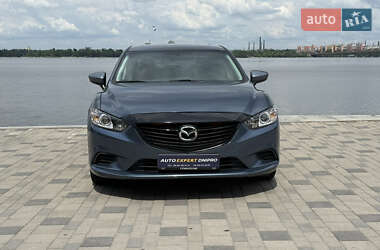 Седан Mazda 6 2015 в 