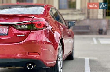 Седан Mazda 6 2016 в 